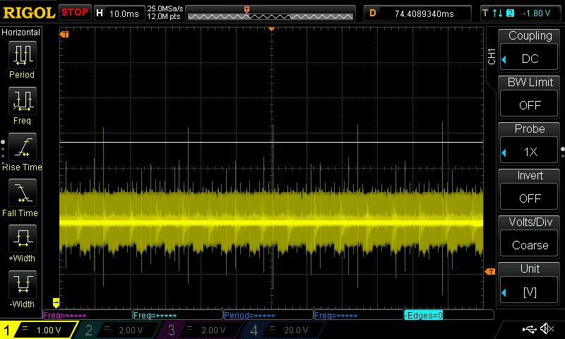 5aa7ca2289c70_Ring200ns_500mvDiv_3V3fatade-24GNDfaraZOOM.png.e64f6f4f919477d24d6e3c7830bec5a7.png