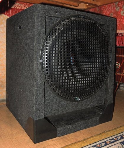 SubWoofer.thumb.jpg.5b1aaa8fff4645554079329edcfc85a7.jpg