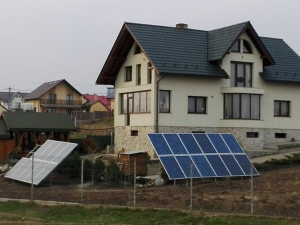 Panori fotovoltaice SCHEIA.jpg