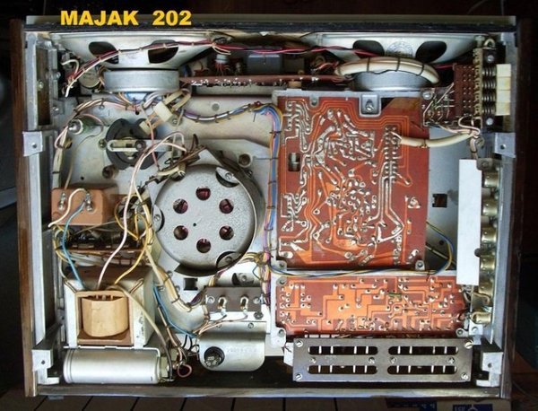 majak202mg05.jpg