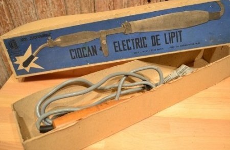 ciocan-electic-de-lipit-450x450.jpg