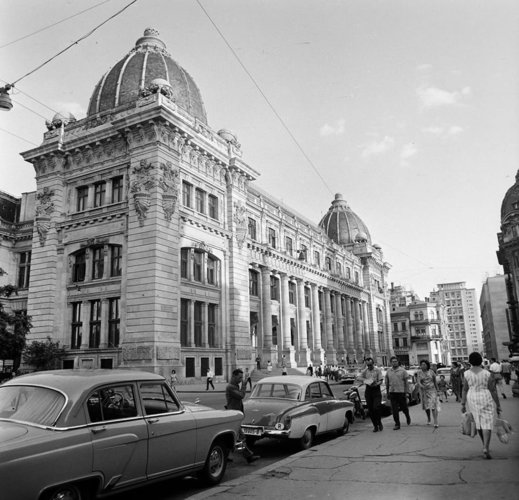 Calea Victoriei, 1965.jpg