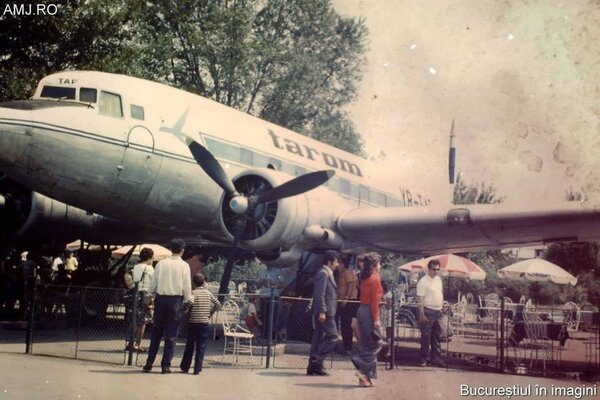 terasa la avion in herastrau suc.jpg