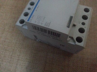 CONTACTOR1.jpg