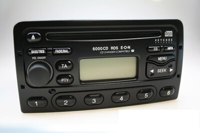 Ford-6000CD-E-O-N-6000NE-Autoradio.jpg